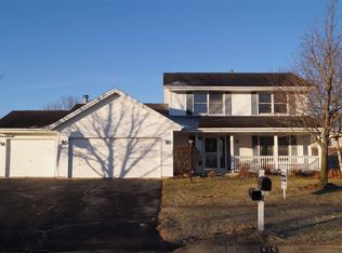 615 David Dr, Winnebago, IL 61088