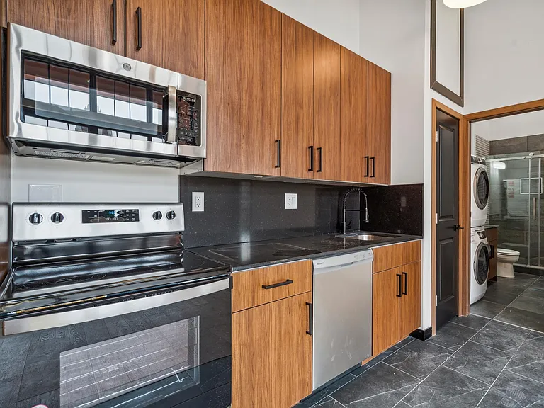 212 Church St #7 — Photo 11