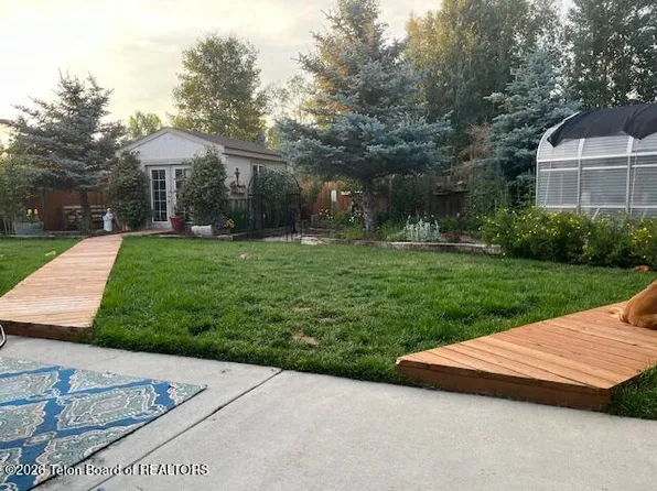 309 Spruce St, Pinedale, WY 82941