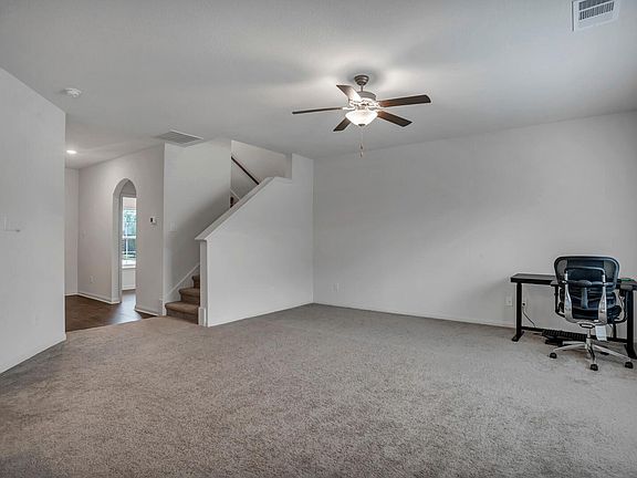 5th image of 169 Allington Cir