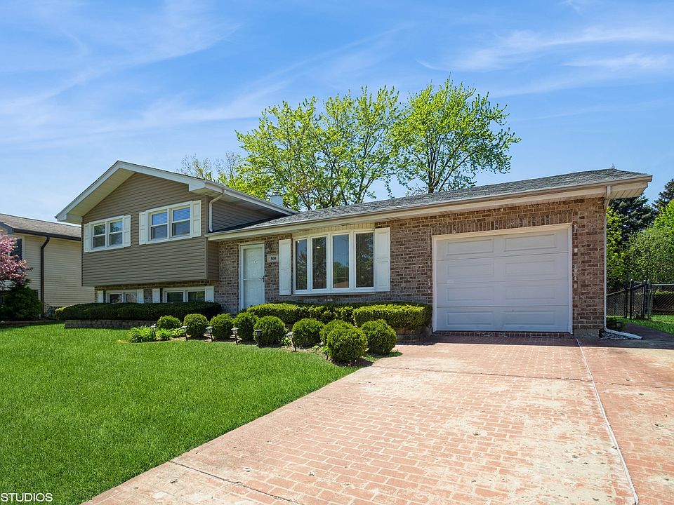 1st image of 300 Wingate Dr