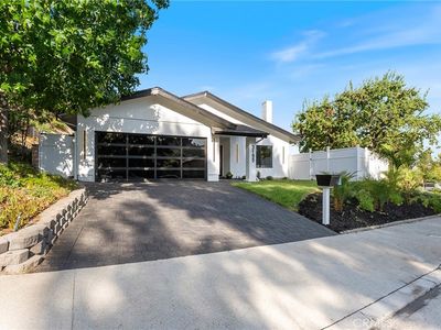 3195 Chadney Dr, Glendale, CA, 91206