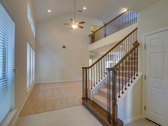 4th image of 3240 E Whitestone Blvd Unit 36