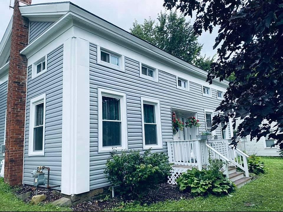 NEW SIDING AND WINDOWS 