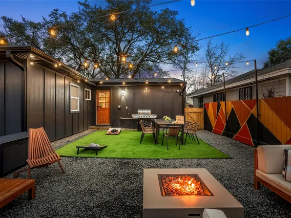 9619 Chatfield St, Houston, TX 77025