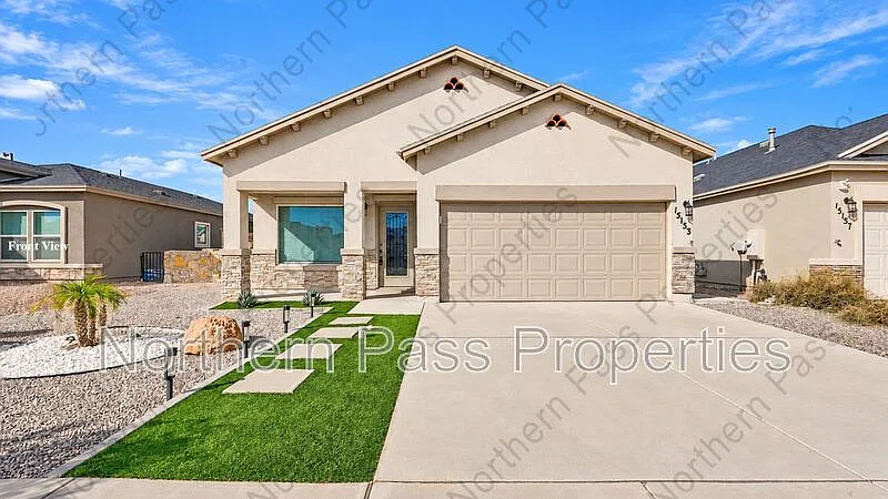4 bed, 2.0 bath, 1464 sqft, $1,795 — Photo 3