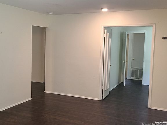 5th image of 4219 RAMSGATE ST