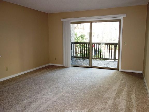 3rd image of 1 Tanglewood Dr Unit 301
