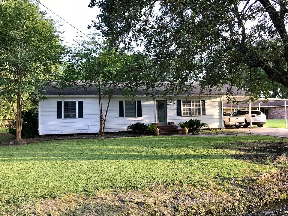 1st image of 362 Champagne Cir