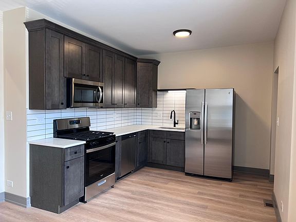 4th image of 9635 S Forest Ave APT 3