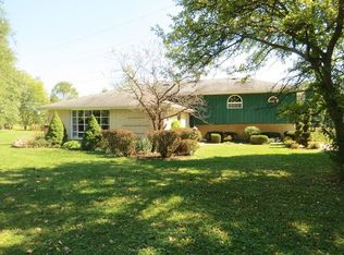 8750 Elm Ave, Burr Ridge, IL 60527