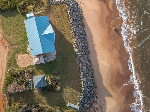 510 Doyles Beach Rd, Bedford Parish, PE C0A 1T0