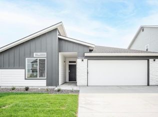 5604 N Willowside Ave, Meridian, ID 83646