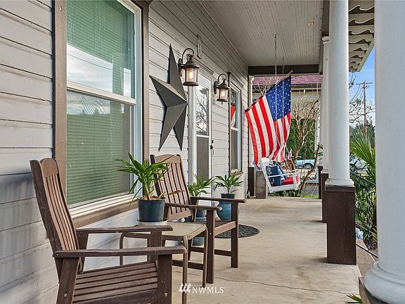 Huge front porch for relaxing year round in any weather.