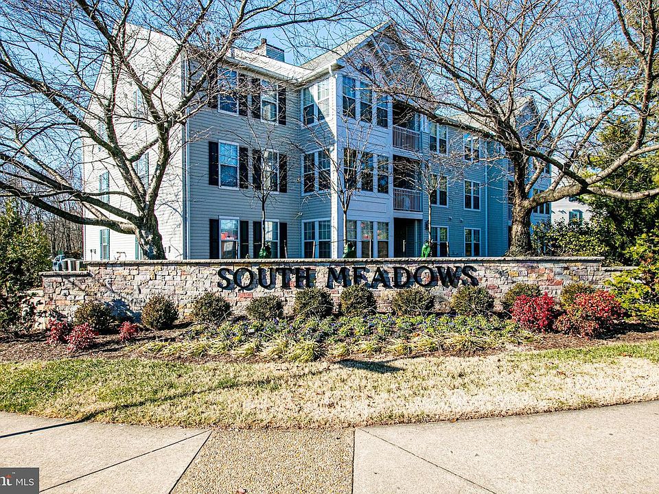 1st image of 7508J Snowpea Ct #225