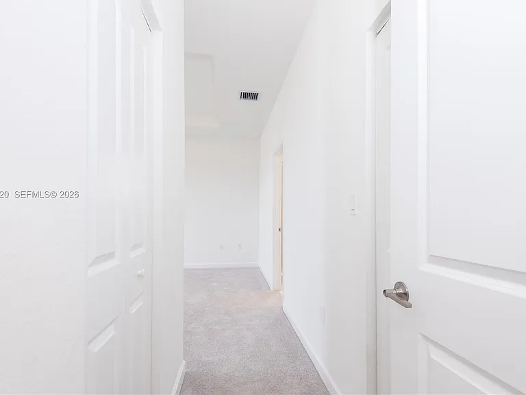 2631 SE 8th Ct #2631 — Photo 27