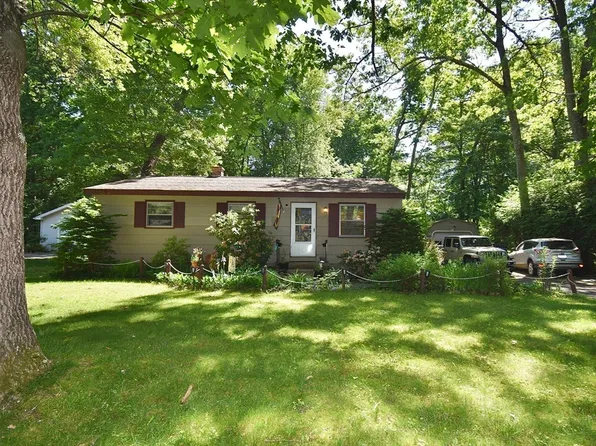 91 Tioga St, Springfield, MA 01128