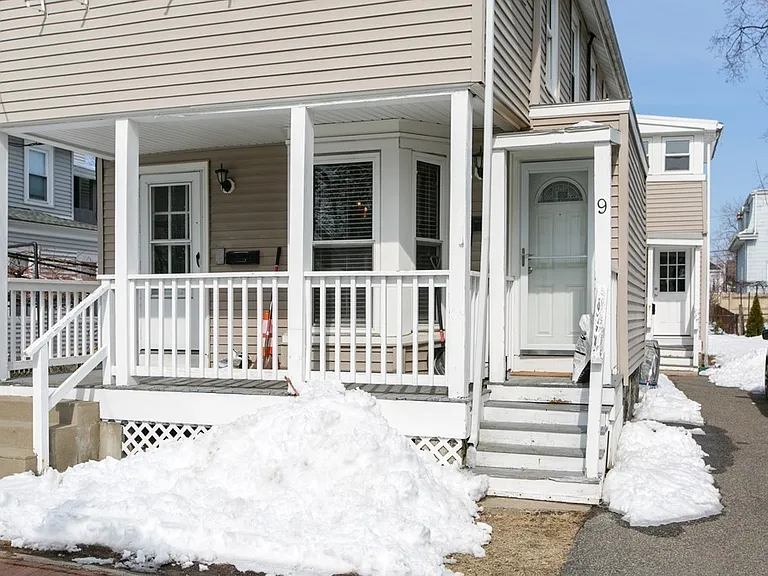 9 Auburn Ave #1 — Photo 11