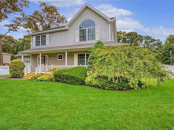 2nd image of 17 Garden Pl