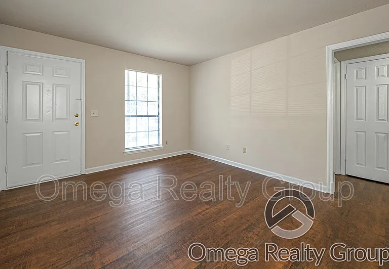 1801 Carson Rd #4 — Photo 5