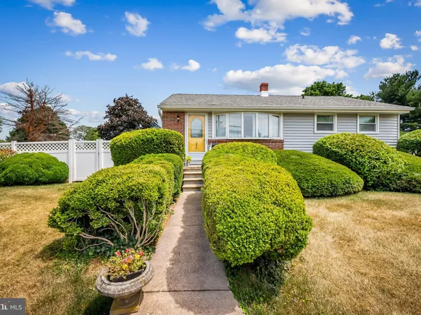 1 Hathaway Rd, Lutherville Timonium, MD 21093