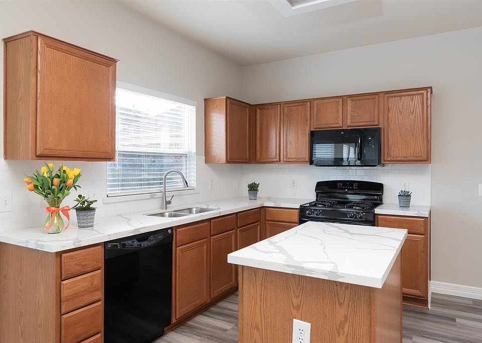 1st image of 19523 Clevera Walk Ln