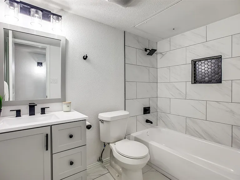 2605 Western Dr — Photo 20