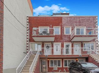 677 88th St #3B, Brooklyn, NY 11228