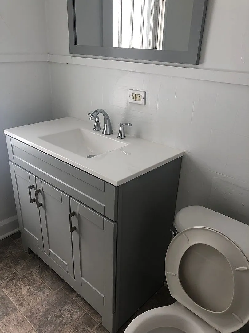 Charming 4 BD/2 BA home in quiet neighborhood! — Photo 4