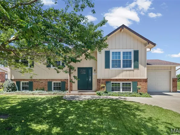 1405 Columbia Rd, Dupo, IL 62239
