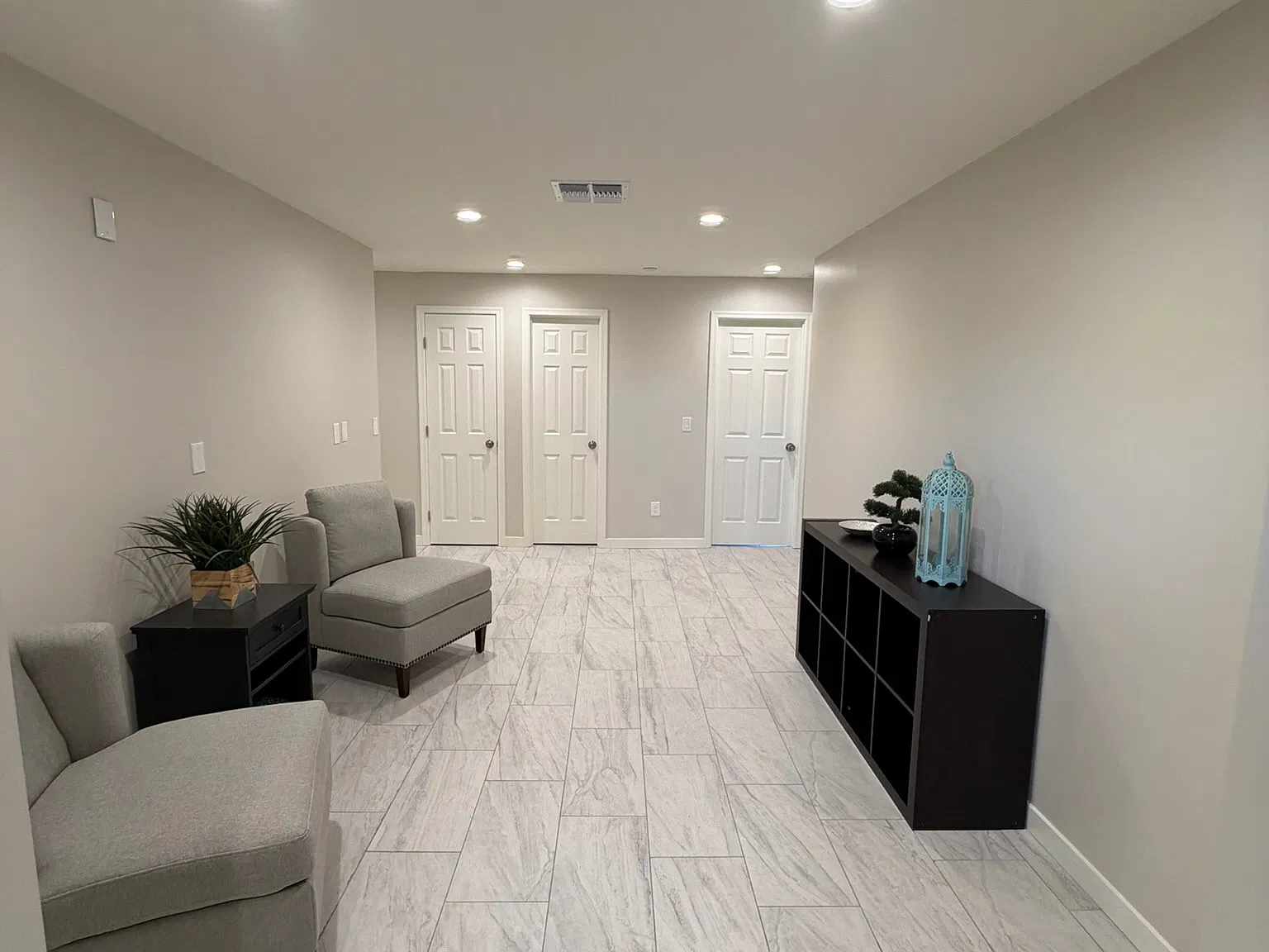 6 bed, 2200 sqft, $600 — Photo 3
