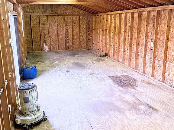 2nd image of 3007 Suffolk Ln