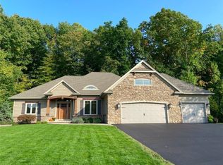 28 Putney Pl, Hilton, NY 14468