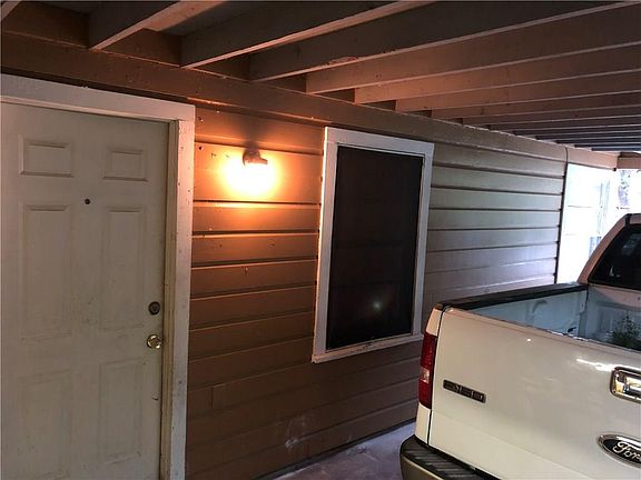 3rd image of 4001 Castleman St