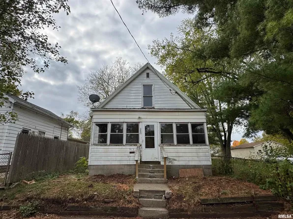 2802 W Malone St, Peoria, IL 61605