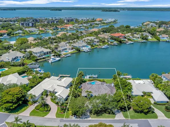 192 Spinnaker Dr, Vero Beach, FL 32963