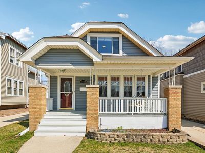 2036 N 84th STREET, Wauwatosa, WI, 53226