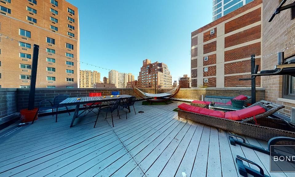 1st image of 382 3rd Ave APT 9A