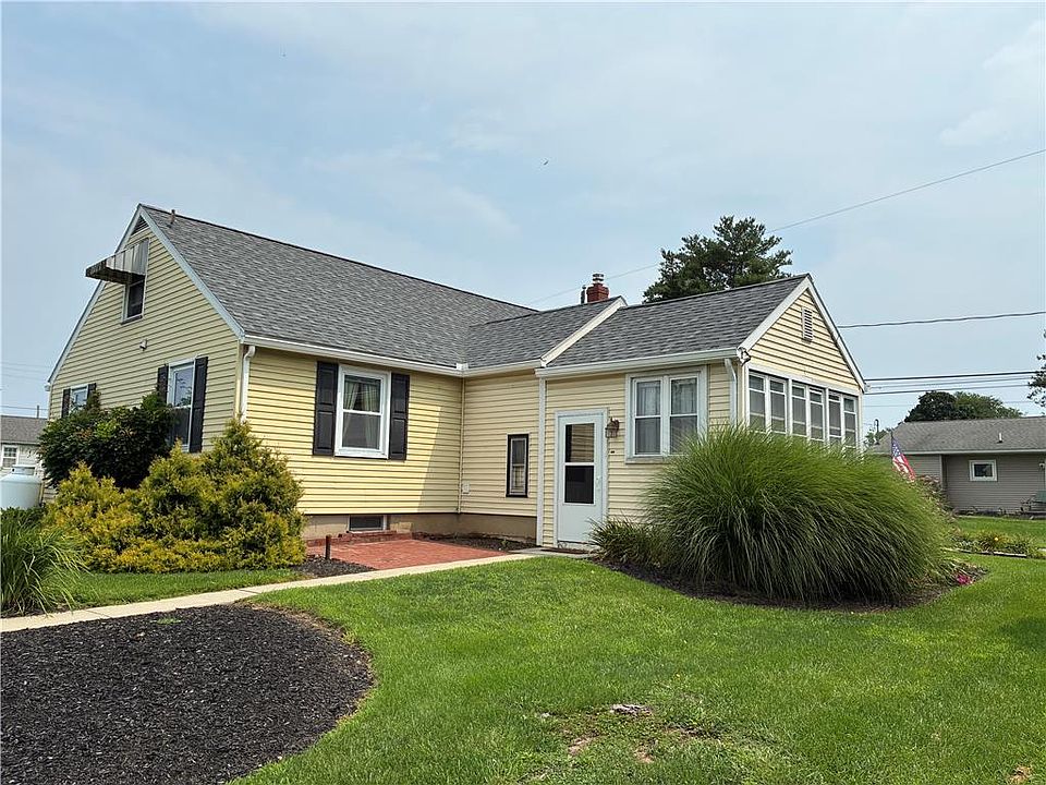 1st image of 2882 Alms House Rd