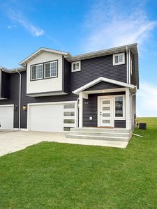 3308 23rd Ave NW, Minot, ND, 58703