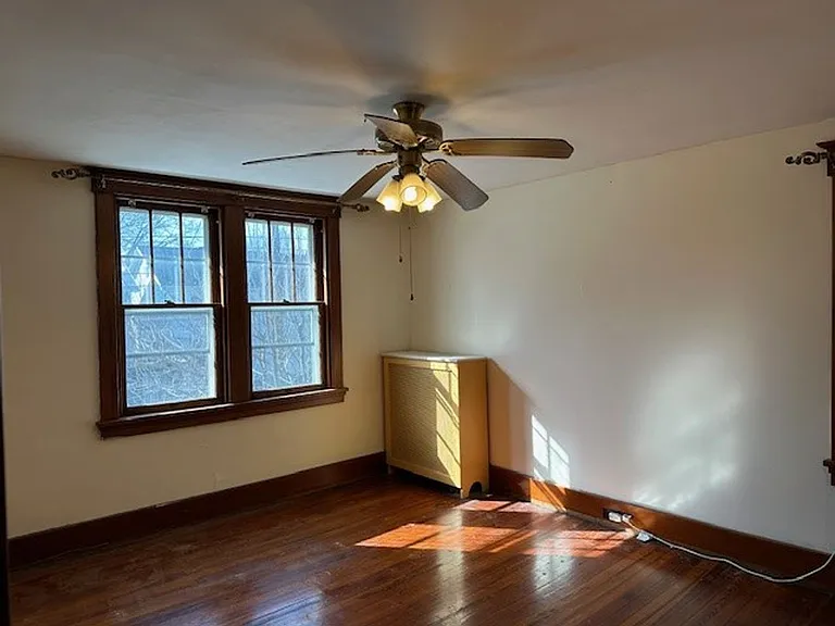 303 E Main St — Photo 12