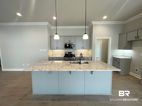 3rd image of 1355 Fenton Cir