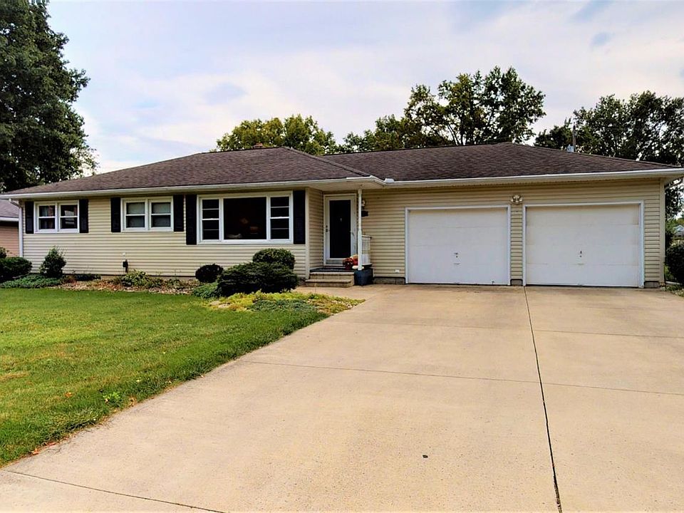 1st image of 14 Linda Ln