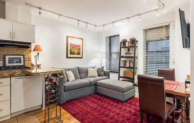 Rented by Oxford Property Group | media 36