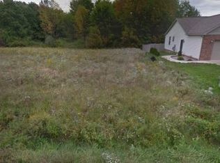 Bonnie Brae Dr SW, Massillon, OH 44647