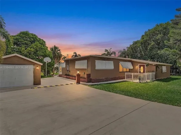 5220 SW 26th Ter, Fort Lauderdale, FL 33312