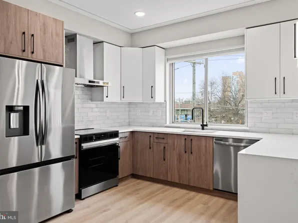 1413 N 8th St, Philadelphia, PA 19122