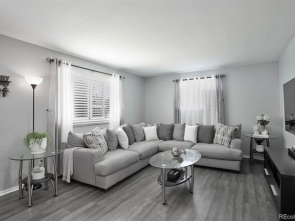 4th image of 5385-5395 W 9th Ave