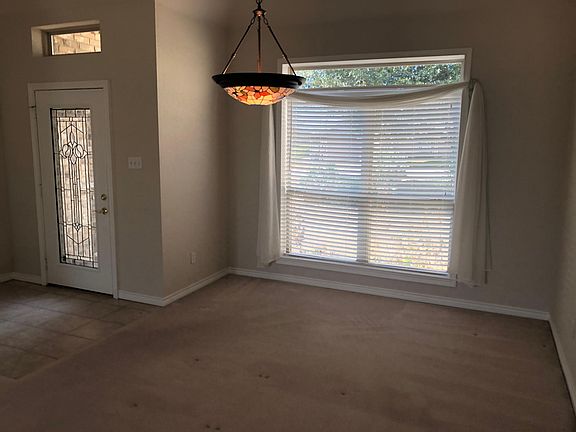 5th image of 34015 Stonewood Dr