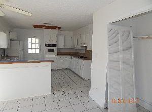 5th image of 7833 Rainbow Dr